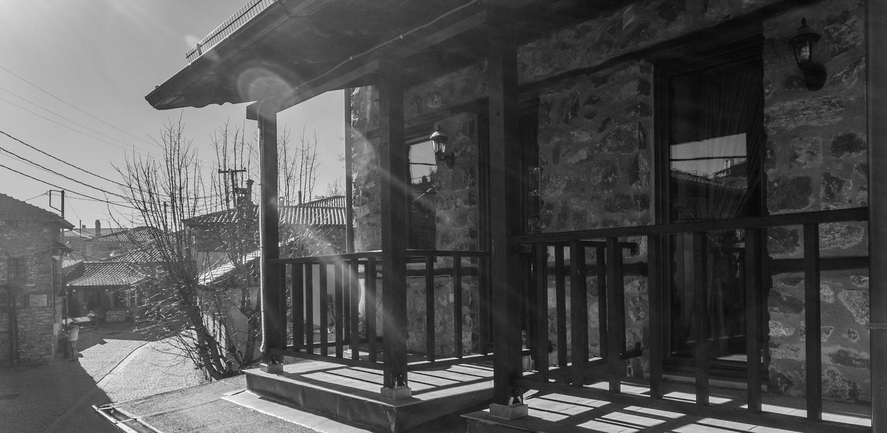 Hotel To Spitiko à Agios Athanasios  Extérieur photo